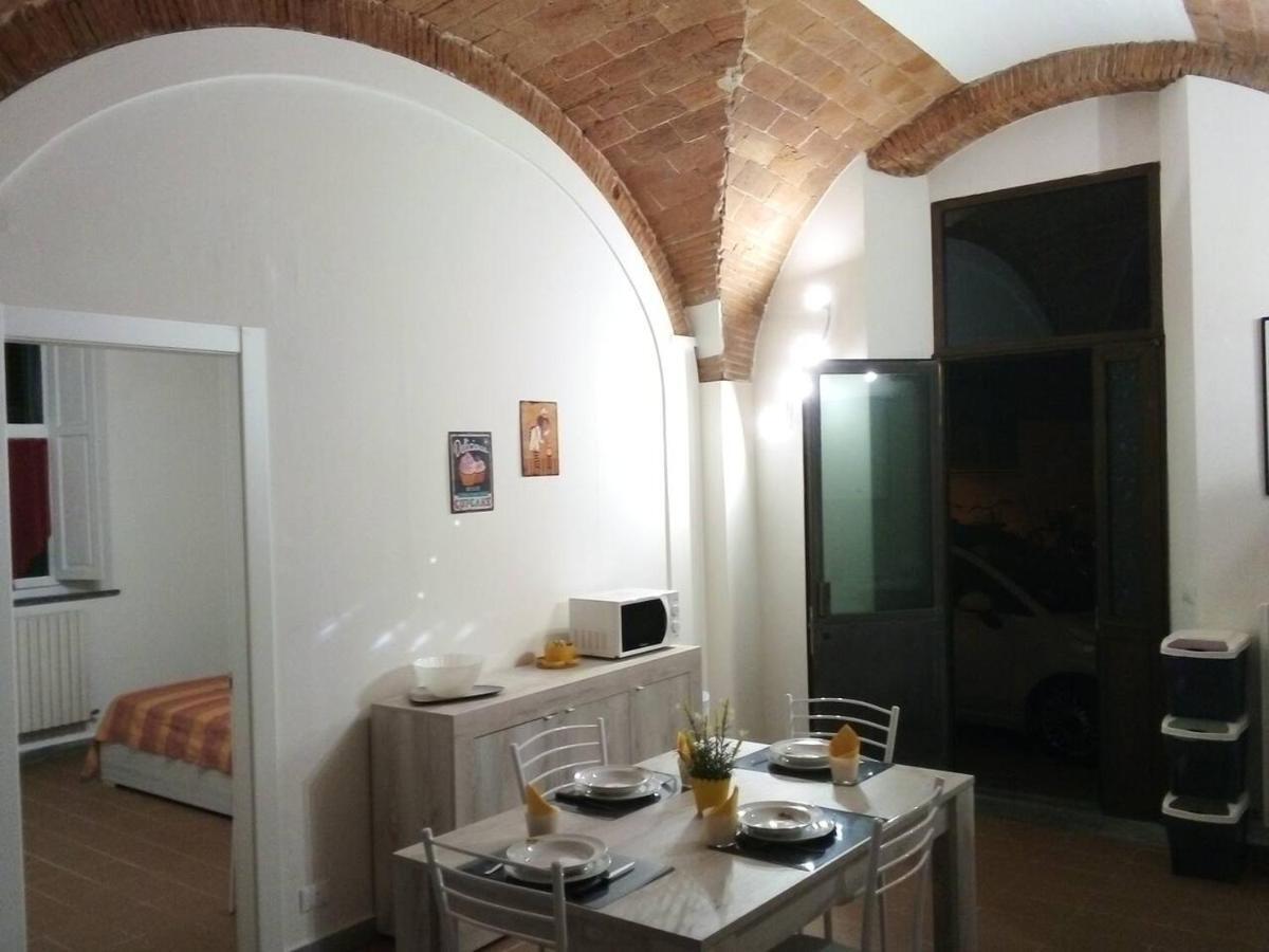 La Casa Di Dario, Dario's House. * Pisa